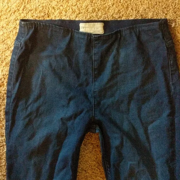 Free People Super flare jeans dark wash size 30R Urban Outfitters stretch waist - Picture 2 of 4